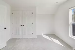 2262 S Maverick Rd, Saratoga Springs, UT 84045 - Photo 22