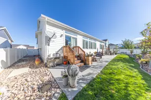 1153 W 1875 S, Syracuse, UT 84075 - Photo 38