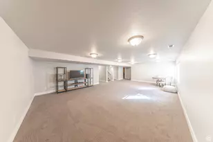 1153 W 1875 S, Syracuse, UT 84075 - Photo 34