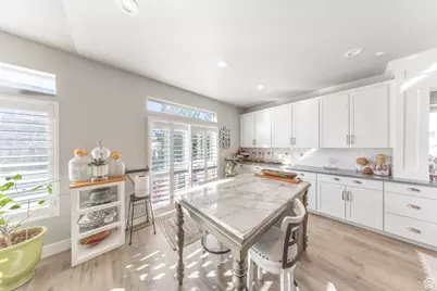 1153 W 1875 S, Syracuse, UT 84075 - Photo 16