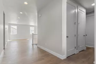 6754 N Desert Crk, Eagle Mountain, UT 84005 - Photo 4