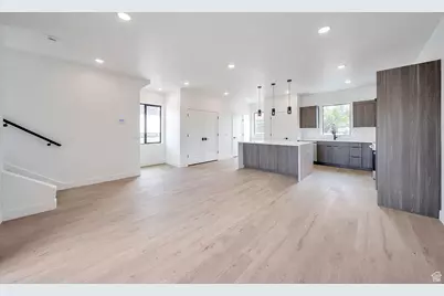 4380 S 900 E, Millcreek, UT 84124 - Photo 4