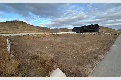 9753 N Belle St #810, Eagle Mountain, UT 84005 - Photo 1