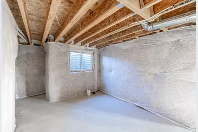 232 N Rick Way W, Clearfield, UT 84015 - Photo 22