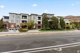 2665 E Parleys Way, Salt Lake City, UT 84109 - Photo 30