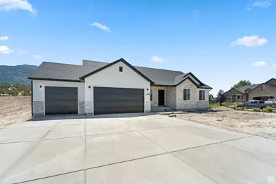 896 E 100 S, Mount Pleasant, UT 84647 - Photo 2