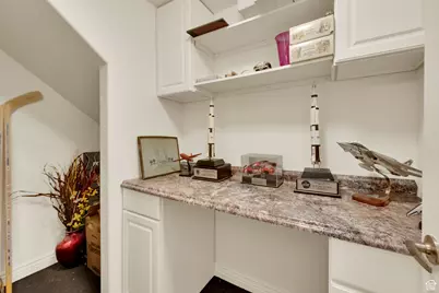 4523 W South Jordan Pkwy, South Jordan, UT 84009 - Photo 44