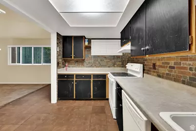 1801 W 7600 S #C201, West Jordan, UT 84084 - Photo 18