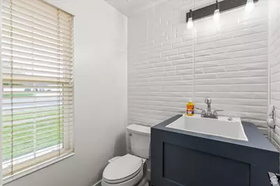 1479 N 1320 W, Clinton, UT 84015 - Photo 16