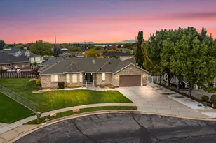 1479 N 1320 W, Clinton, UT 84015 - Photo 2