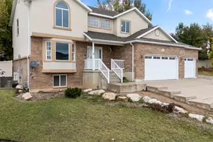 1975 E 1425 N, Layton, UT 84040 - Photo 4