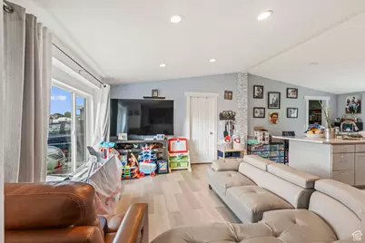 2947 S Calypso St W, West Valley, UT 84120 - Photo 4