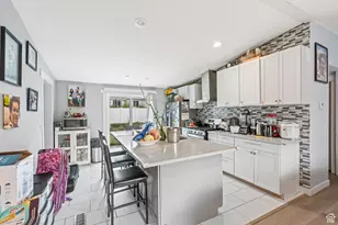 2947 S Calypso St W, West Valley, UT 84120 - Photo 8