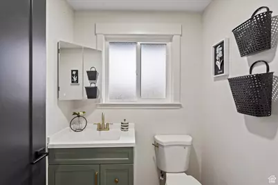 747 Woodridge Dr, Layton, UT 84040 - Photo 26