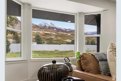 747 Woodridge Dr, Layton, UT 84040 - Photo 10