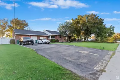 11930 S Redwood Rd, Riverton, UT 84065 - Photo 6