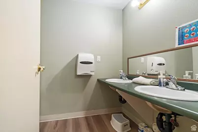 11930 S Redwood Rd, Riverton, UT 84065 - Photo 16