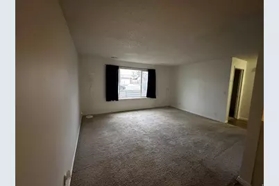 1860 W 500 St N #C-15, Salt Lake City, UT 84116 - Photo 2