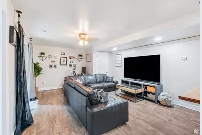 1661 Willowbrook Dr, Provo, UT 84604 - Photo 2