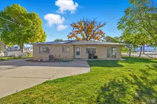 564 S Main St, Gunnison, UT 84634 - Photo 32