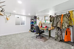 564 S Main St, Gunnison, UT 84634 - Photo 22