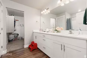 1702 E Stone Way, Eagle Mountain, UT 84005 - Photo 10