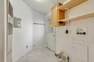 2875 N Hill Field Rd, Layton, UT 84041 - Photo 18