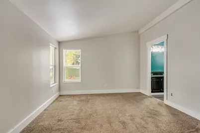 2875 N Hill Field Rd #199, Layton, UT 84041 - Photo 4