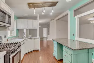 2875 N Hill Field Rd, Layton, UT 84041 - Photo 12