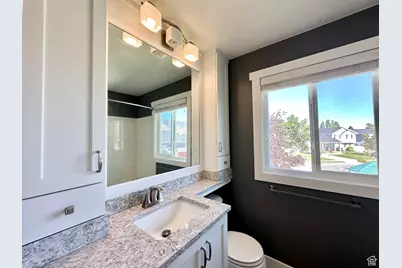 1046 N Cedarwood Blvd N, Tooele, UT 84074 - Photo 10