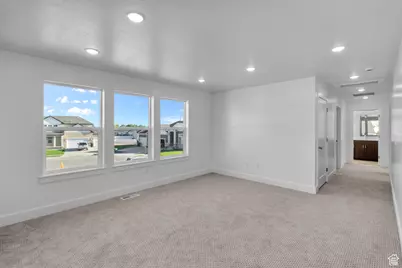 635 E 240 N #9, Tremonton, UT 84337 - Photo 8