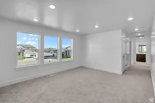 635 E 240 N, Tremonton, UT 84337 - Photo 8