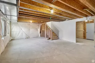 635 E 240 N, Tremonton, UT 84337 - Photo 14