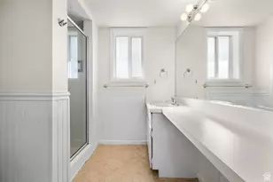 3404 E Enchanted Hills Dr S, Cottonwood Heights, UT 84121 - Photo 10