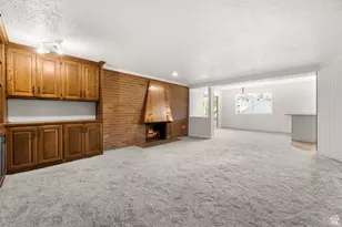 3404 E Enchanted Hills Dr S, Cottonwood Heights, UT 84121 - Photo 2