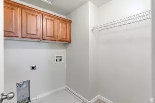 7069 W Cottage Point Dr, West Jordan, UT 84081 - Photo 14