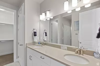 2343 E Escondido Dr, Washington, UT 84780 - Photo 14