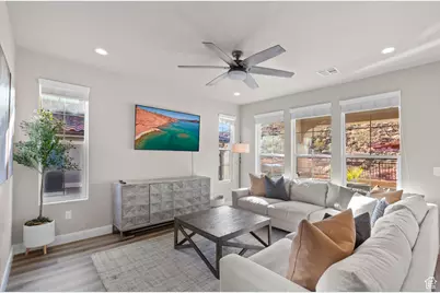 2343 E Escondido Dr, Washington, UT 84780 - Photo 2