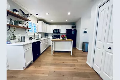 10412 N Bayhill Dr N, Cedar Hills, UT 84062 - Photo 10