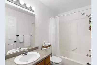 6401 S High Bluff Dr, West Valley, UT 84118 - Photo 14