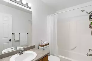 6401 S High Bluff Dr, West Valley, UT 84118 - Photo 14