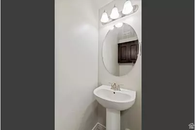 1805 W 675 N, West Point, UT 84015 - Photo 10