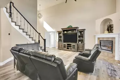 4208 W Chestnut View Drive Dr, South Jordan, UT 84009 - Photo 8