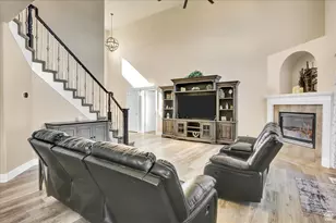 4208 W Chestnut View Dr Dr, South Jordan, UT 84009 - Photo 8