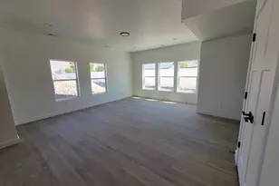 731 S Harrison Dr, Springville, UT 84663 - Photo 6