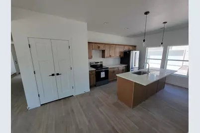731 S Harrison Dr #25, Springville, UT 84663 - Photo 2