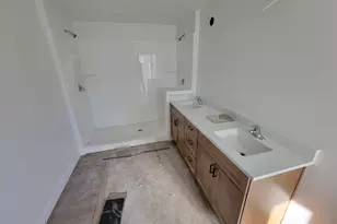 731 S Harrison Dr, Springville, UT 84663 - Photo 8