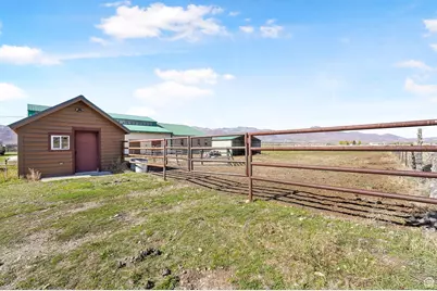 1760 W 3000 S, Daniel, UT 84032 - Photo 18