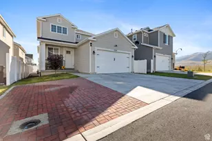 4694 E Lk Cor Dr, Eagle Mountain, UT 84005 - Photo 1