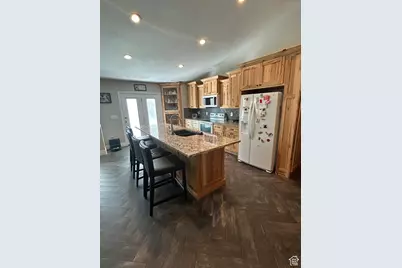 95 W 2400 N, Layton, UT 84041 - Photo 4